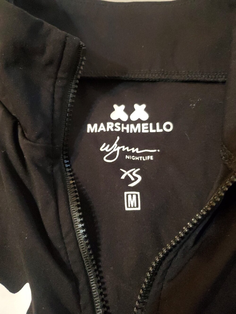 Marshmello Wynn Nightclub Women's Black Zip Front Top Size Medium - Picture 6 of 6